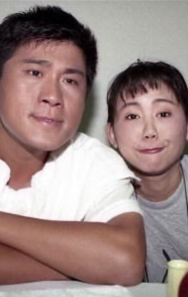 胡瓜（左）公開過去與藍心湄拍戲的舊照。（翻攝自胡瓜IG）