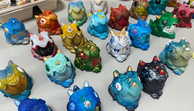 國立台東高商與國立台東大學附設實驗國民小學合作舉辦美感教育營隊。（台東高商提供／蔡旻妤台東傳真）