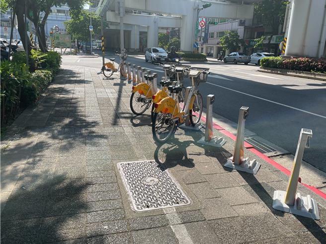 台北市长蒋万安27日宣布，28日起实施YouBike前30分钟免费。（刘彦宜摄）