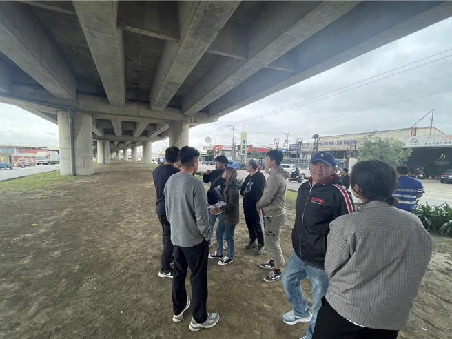 桃園台66橋下空間活化，平鎮區公所打造極限運動場。(彭俊豪提供／呂筱蟬桃園傳真)