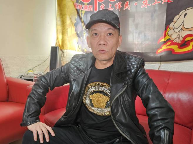 「入珠教主」陳安窓入行近30年，經手過超過3萬個男人。(游定剛拍攝)