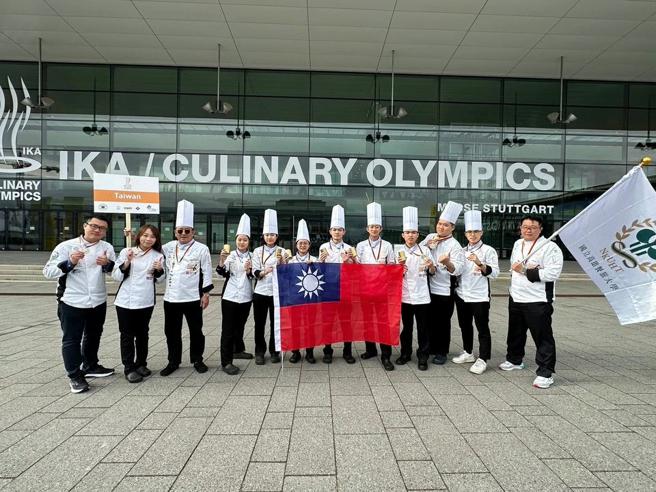 国立高雄餐旅大学首次以台湾国家队身分参加德IKA奥林匹克厨艺大赛。（图／国立高雄餐旅大学）