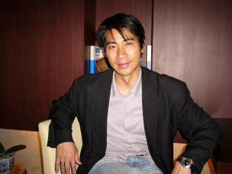 翁家明突PO臥病照疑健康亮紅燈？本人親自回應