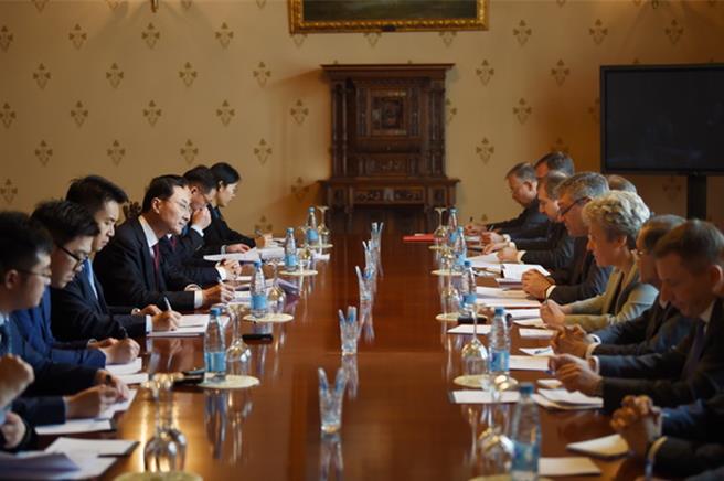 大陸副外長孫衛東26日至27日在莫斯科與俄羅斯副外長魯登科舉行磋商。（翻攝自大陸外交部）