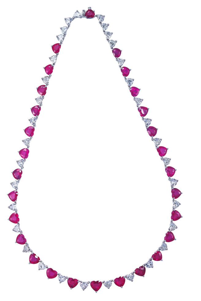 DAMIANI Absolute Special Classic絕對系列愛心紅寶項鍊，452萬元。（DAMIANI提供）