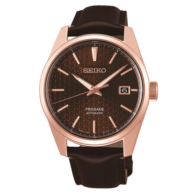 大葉高島屋1樓的精光堂「SEIKO 新銳系列機械表」，原價3萬2000元、特價2萬8800元，約9折。（大葉高島屋提供／朱世凱台北傳真）