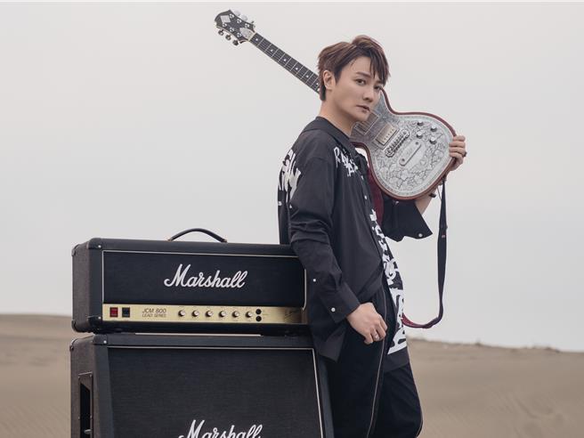 阿沁近来积极忌口饮食、运动，秀出瘦身成果。（晴空未来音乐提供）