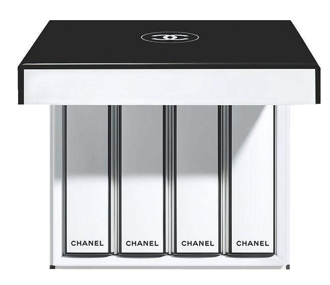 四支入的限定組合有特殊的紙質包裝外盒，6600元。（CHANEL提供）
