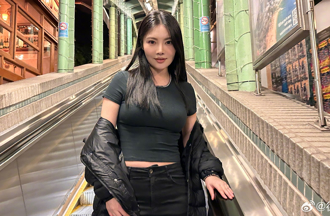 陆第一美胸穿紧上衣「长辈超突出」 刚订婚传入住别墅回应了