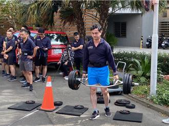 台中消防小隊長徵選 99菁英「汗水鍛鍊勇氣呈現」拚陞遷