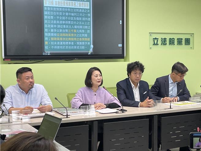 我國邦交吐瓦魯新政府發表聲明，重申「與台灣的邦交關係不變」，民進黨立院黨團幹事長吳思瑤表示，這證實台灣在對的道路前進，對台灣外交空間拓展深具信心，希望朝野一起支持台灣走在正確外交道路上。（蔡雯如攝）