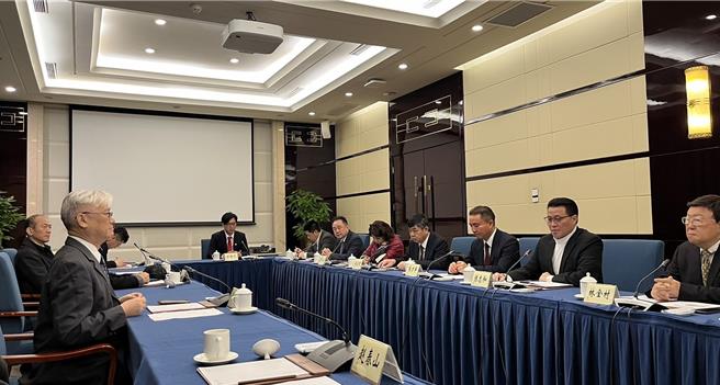 国民党副主席夏立言访陆团与深圳台协举行座谈。（文传会提供）