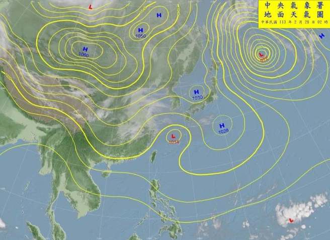 鄭明典指出，29日晚間天氣有明顯變化，由暖轉冷。（翻攝臉書）