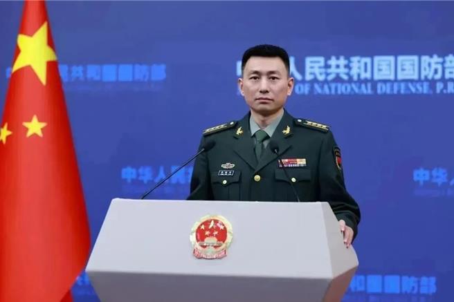 大陸國防部新聞局副局長、國防部新聞發言人張曉剛大校。（大陸國防部官網）