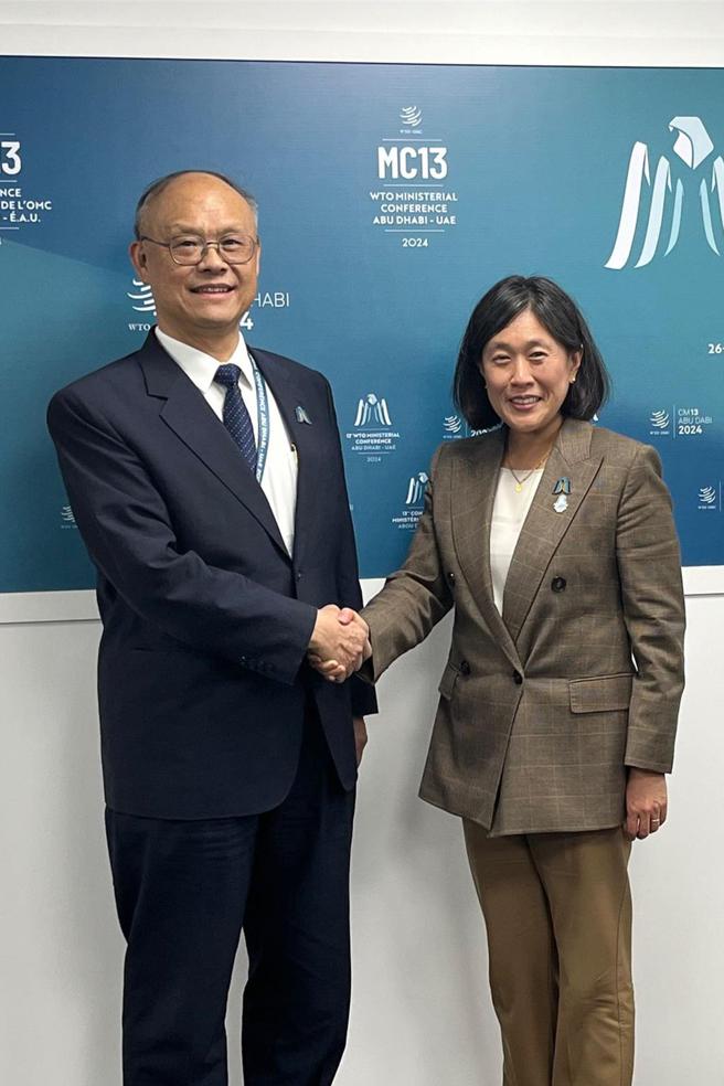 行政院政務委員、經貿辦總談判代表鄧振中會晤美國貿易代表戴琪。圖／經貿辦提供