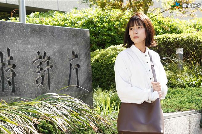 芳根京子剛過27歲生日，一雙無辜大眼加上人可愛笑容圈粉無數。（緯來日本台提供）