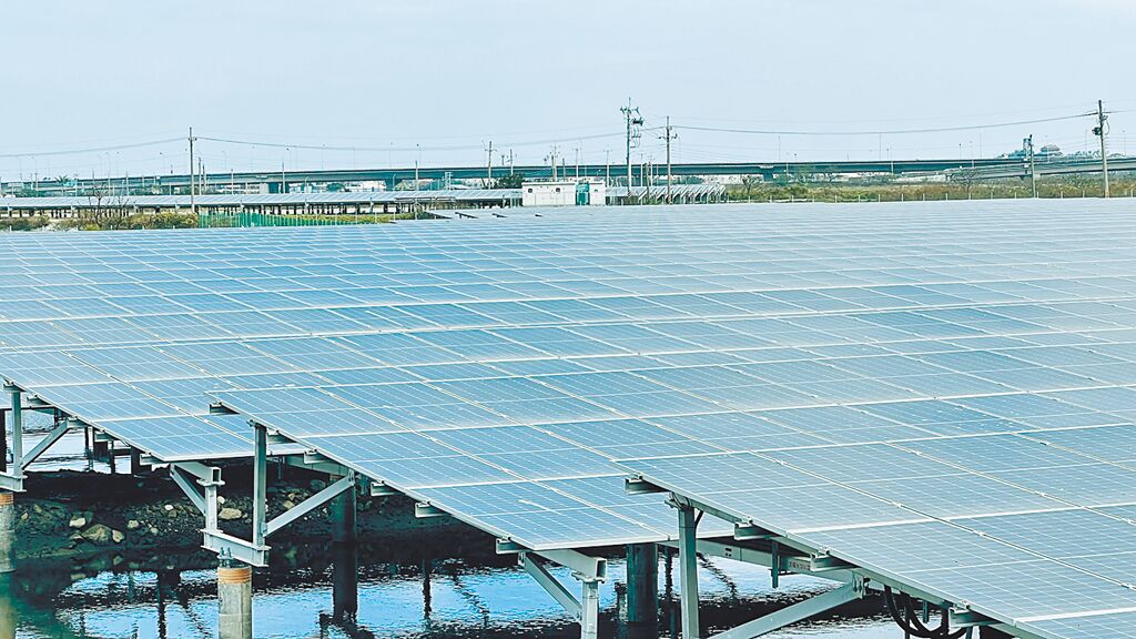 台南太陽能光電發展蓬勃，光電利益引發各方勢力拚搏。（本報資料照片）