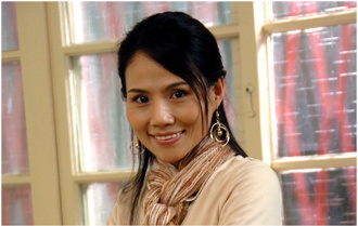 80年代玉女歌手引退多年現況曝 曾轉戰主播、大學副院長 