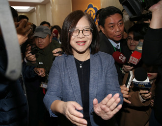 何溢誠快評》管大媽惹麻煩