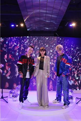 「招愛夜貓」丁噹被封紅娘助攻粉絲求愛 GX開唱預告：會露喔