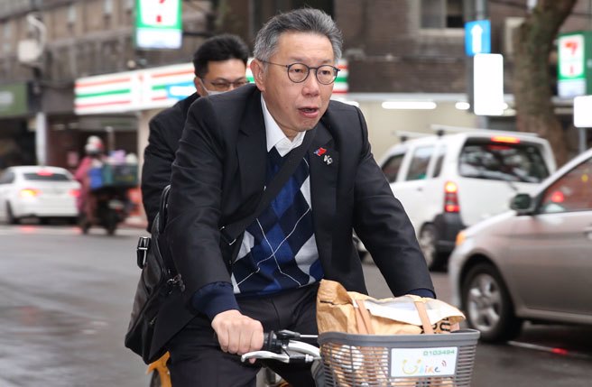 民眾黨主席柯文哲1日出席立法院黨團晨會。（姚志平攝）