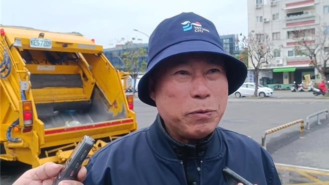 台东市长陈铭风表示，定时定点清运垃圾试办计画将持续3个月。（读者提供／蔡旻妤台东传真）