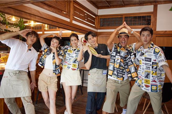 甜点师傅江舟航（左起）、黄湘婷、大霈、姚淳耀、柯有伦、江宏杰。（客家电视提供）