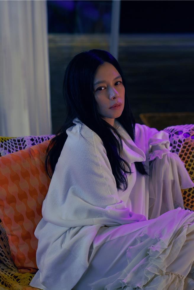 徐若瑄近來推出創作新歌。（索尼音樂提供）
