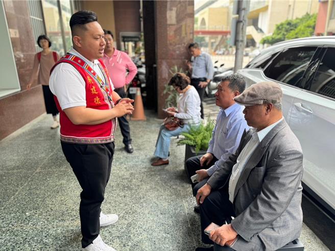 台中市平地原住民議員出缺，預定4月13日辦理補選，前市議員吳顯森之子吳建德登記參選，希望能為族人爭取權益。（吳建德提供）