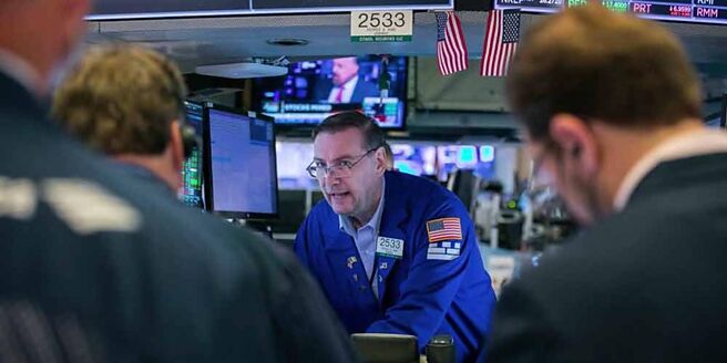 1月各資產淨申購金額，固定收益型金額達新台幣265.37億元，是當月最熱門，使國人持有金額年增9.87％至1.53兆元。圖／美聯社