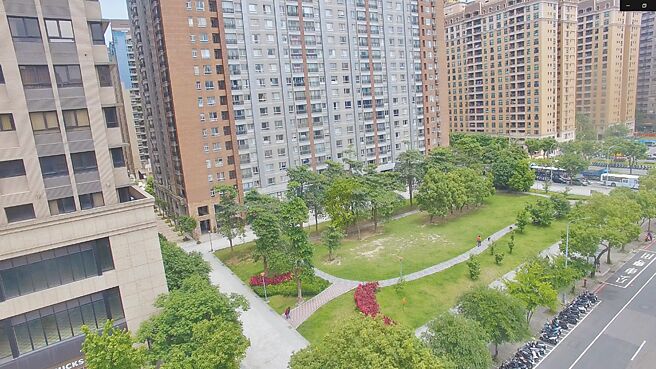 新北市城鄉局辦理第二次「變更台北大學社區特定區計畫」檢討，考量居民所需將於大義路、學成路口閒置車站用地改為公園用地。（新北市城鄉局提供／劉瑋晴新北傳真）