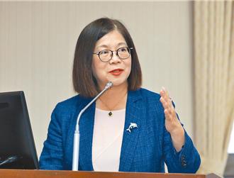 海委會陸船翻覆專報隻字未提「碰撞」  強調取締於法有據