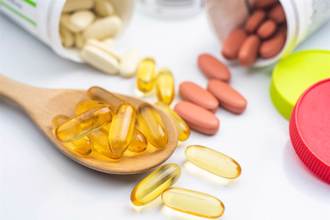 保健食品「最佳服用時間」公開 專家：B群睡前也可吃