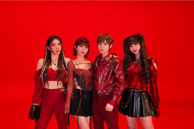 怪物星人的新歌MV动用30人拍摄。（相映音乐提供）