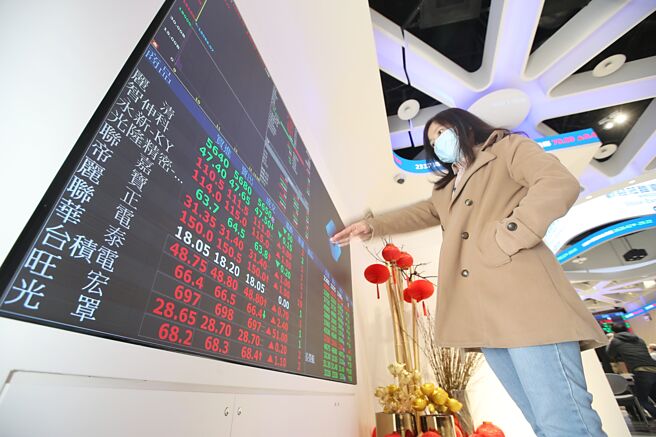 股王世芯-KY多头再度鸣枪，股价急涨4.83％，引爆台股千金部队跟进创高，并喜迎第15千金材料-KY。图／本报资料照片