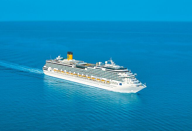 歌诗达邮轮「莎伦娜号」将载旅客一趟走访日本及韩国赏樱。（歌诗达邮轮提供）