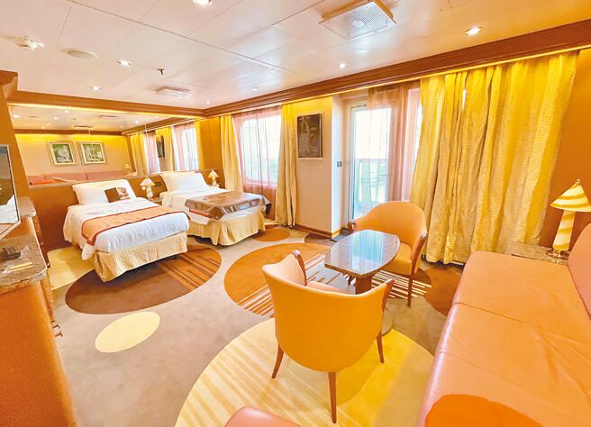 歌诗达莎伦娜号拥有许多宽敞舒适的奢华套房。（何书青摄）
