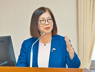 冷血的人不只管碧玲