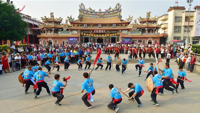 今年高雄内门紫竹寺传统习俗「阵头拜观音」将于3月9日、10日盛大展开，也为「2024高雄内门宋江阵」活动揭开序曲。（高市府观光局提供／洪浩轩高雄传真）