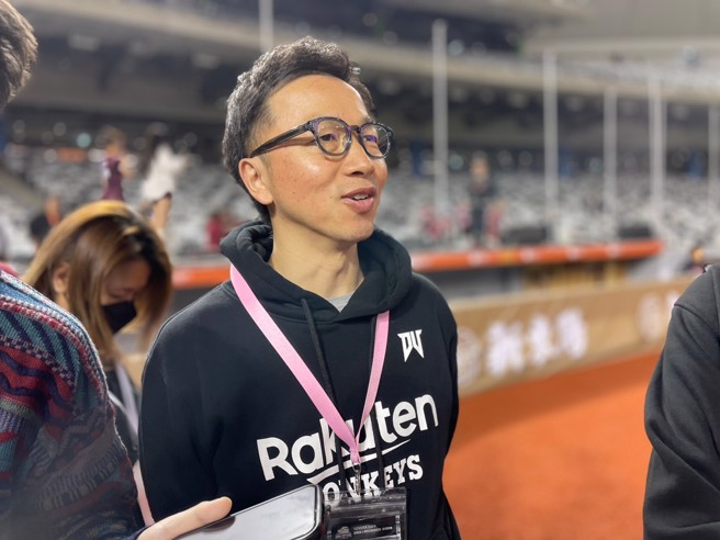 樂天桃猿領隊川田喜則。（毛琬婷攝）