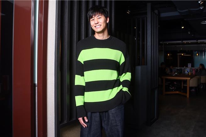 风田对穿搭很有一套，常会逛街挖掘适合自己的时尚单品。（邓博仁摄）