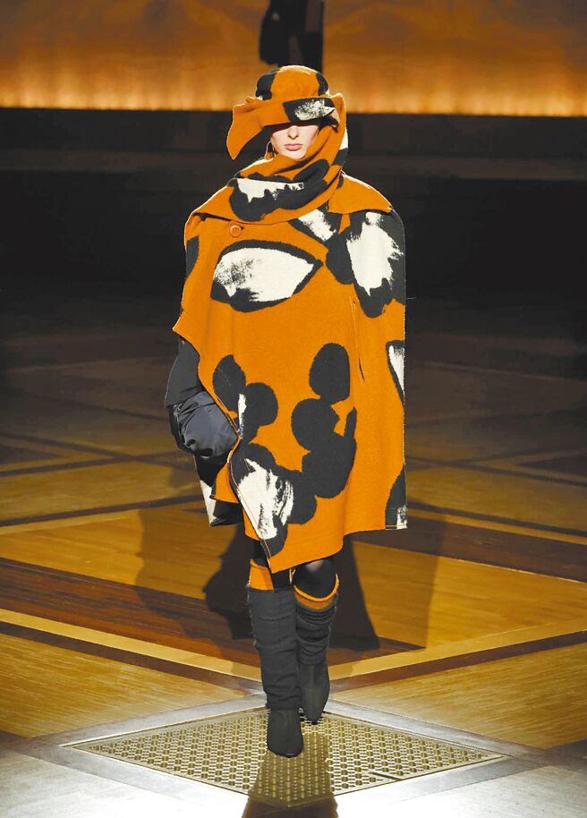 充满狂野印花，精力旺盛的Vigor。（Issey Miyake提供）