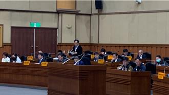 基市議會開議聚焦東廣場案   藍綠爆衝突