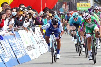 自由車環台賽10日登場 38國24車隊展開競輪