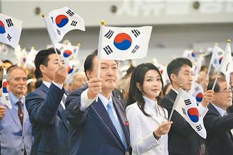 距韓國國會大選1個月 尹錫悅支持率維持在40％以上