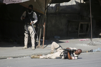 海地4000名囚犯越獄引發混亂  政府發布緊急狀態 