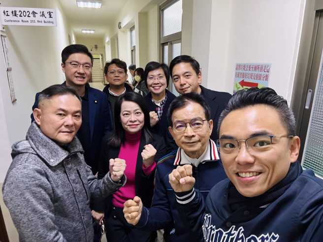 内政委员会国民党甲动。(取自洪孟楷脸书)