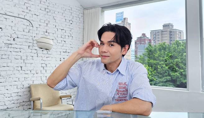 彩妆大师Kevin老师也被困在桃园机场。（图／Kevin老师脸书）