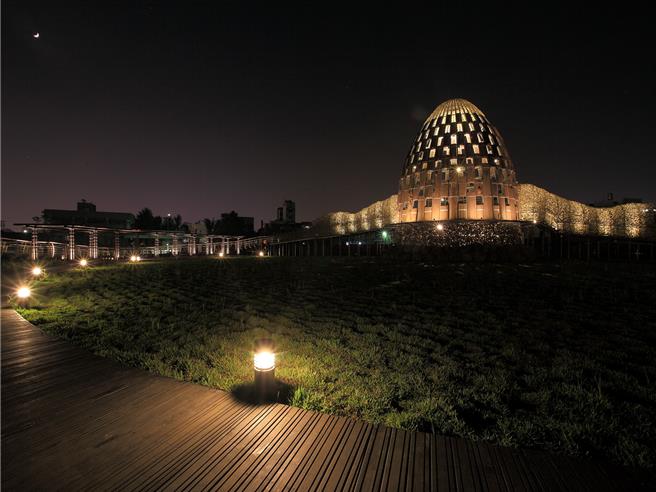 位处嘉义市精华蛋黄区的「嘉义市阿里山林业村新建营运移转案」，预期总投资金额近57亿元，许可期35年。（林铁及文资处提供∕吕妍庭嘉义传真）