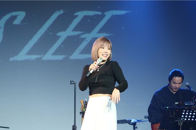 李佳薇3日在台北Legacy举办演唱会。（黑籁音乐提供）